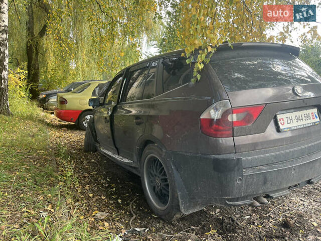 Коричневый БМВ Х3, объемом двигателя 3 л и пробегом 300 тыс. км за 2200 $, фото 5 на Automoto.ua