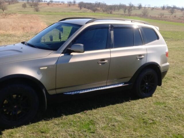 Коричневый БМВ Х3, объемом двигателя 2 л и пробегом 280 тыс. км за 10000 $, фото 1 на Automoto.ua