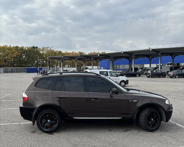 Коричневый БМВ Х3, объемом двигателя 3 л и пробегом 210 тыс. км за 8500 $, фото 7 на Automoto.ua