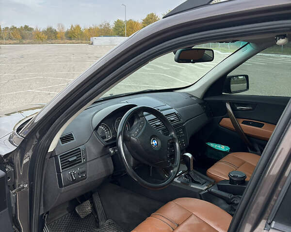 Коричневый БМВ Х3, объемом двигателя 3 л и пробегом 210 тыс. км за 8500 $, фото 13 на Automoto.ua