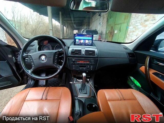Коричневый БМВ Х3, объемом двигателя 2.5 л и пробегом 278 тыс. км за 9500 $, фото 5 на Automoto.ua