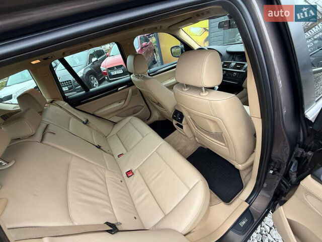 Коричневий БМВ Х3, об'ємом двигуна 3 л та пробігом 301 тис. км за 9999 $, фото 36 на Automoto.ua