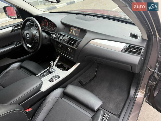 Коричневый БМВ Х3, объемом двигателя 2 л и пробегом 230 тыс. км за 14999 $, фото 15 на Automoto.ua
