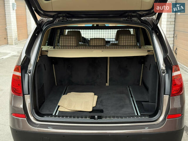 Коричневый БМВ Х3, объемом двигателя 3 л и пробегом 166 тыс. км за 16800 $, фото 12 на Automoto.ua