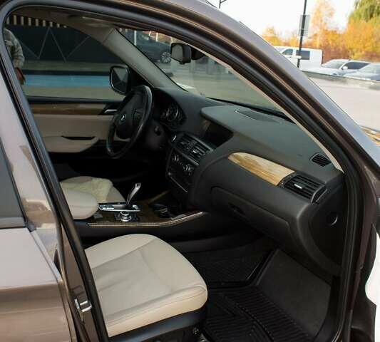 Коричневий БМВ Х3, об'ємом двигуна 2 л та пробігом 275 тис. км за 12500 $, фото 13 на Automoto.ua