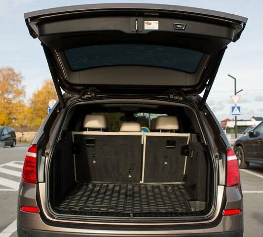 Коричневий БМВ Х3, об'ємом двигуна 2 л та пробігом 275 тис. км за 12500 $, фото 16 на Automoto.ua