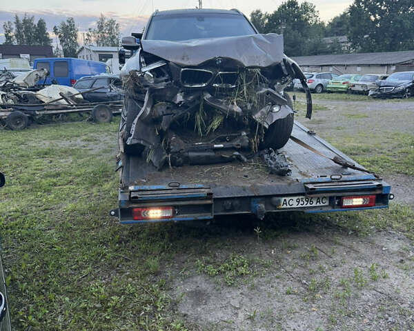 Коричневый БМВ Х3, объемом двигателя 2 л и пробегом 145 тыс. км за 6500 $, фото 4 на Automoto.ua