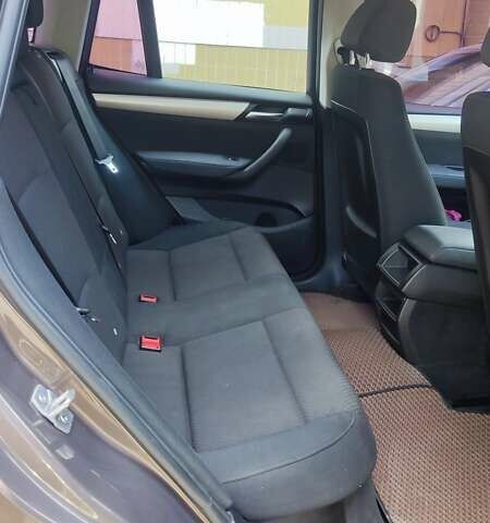 Коричневый БМВ Х3, объемом двигателя 2 л и пробегом 196 тыс. км за 15800 $, фото 5 на Automoto.ua