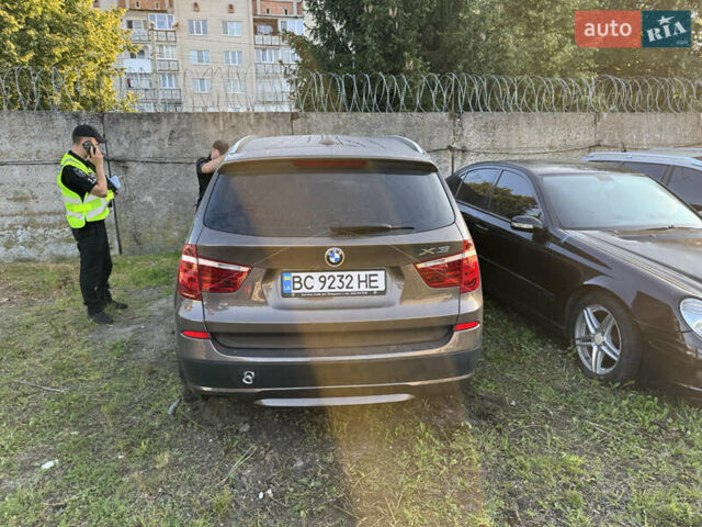 Коричневый БМВ Х3, объемом двигателя 2 л и пробегом 145 тыс. км за 6500 $, фото 3 на Automoto.ua