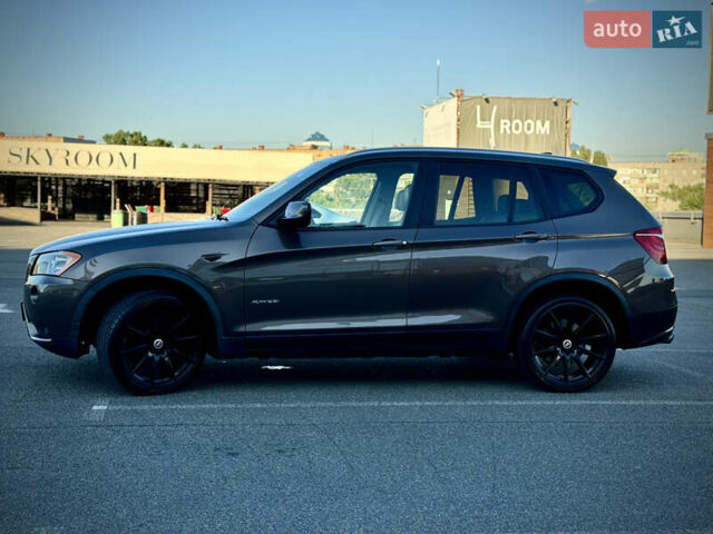 Коричневый БМВ Х3, объемом двигателя 2 л и пробегом 195 тыс. км за 12500 $, фото 6 на Automoto.ua