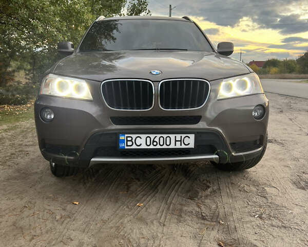 Коричневый БМВ Х3, объемом двигателя 2 л и пробегом 195 тыс. км за 14000 $, фото 4 на Automoto.ua