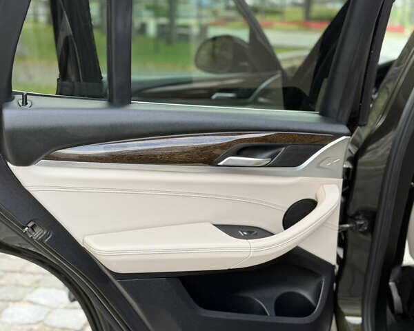 Коричневий БМВ Х3, об'ємом двигуна 2 л та пробігом 73 тис. км за 28500 $, фото 28 на Automoto.ua