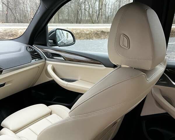 Коричневый БМВ Х3, объемом двигателя 2 л и пробегом 106 тыс. км за 26900 $, фото 27 на Automoto.ua