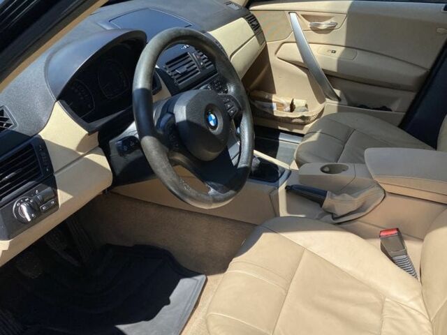 Красный БМВ Х3, объемом двигателя 0 л и пробегом 420 тыс. км за 45000 $, фото 6 на Automoto.ua