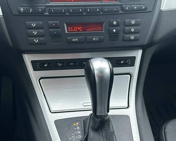 Червоний БМВ Х3, об'ємом двигуна 2.5 л та пробігом 136 тис. км за 13500 $, фото 12 на Automoto.ua