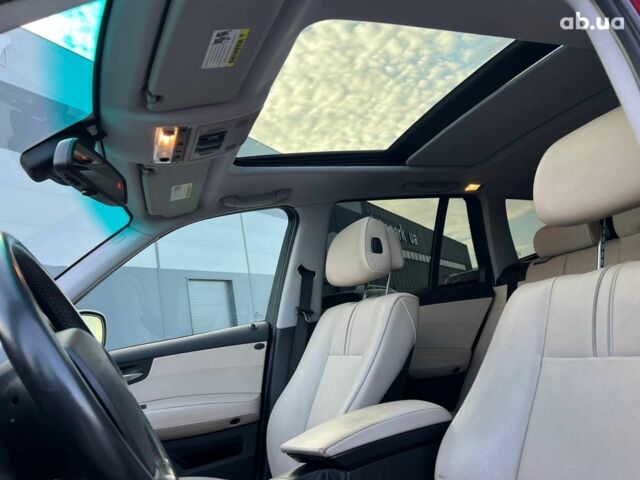 Червоний БМВ Х3, об'ємом двигуна 3 л та пробігом 237 тис. км за 11390 $, фото 33 на Automoto.ua