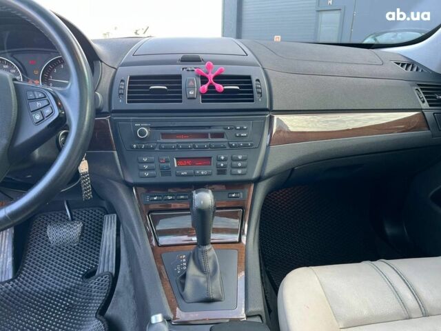 Червоний БМВ Х3, об'ємом двигуна 3 л та пробігом 237 тис. км за 11390 $, фото 26 на Automoto.ua