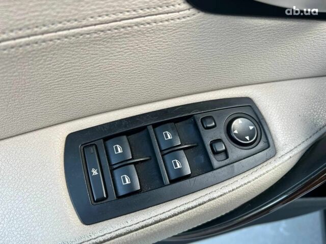 Червоний БМВ Х3, об'ємом двигуна 3 л та пробігом 237 тис. км за 11390 $, фото 15 на Automoto.ua