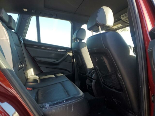 Красный БМВ Х3, объемом двигателя 2 л и пробегом 198 тыс. км за 8100 $, фото 10 на Automoto.ua