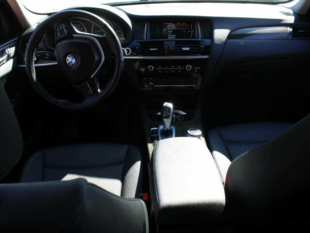 Красный БМВ Х3, объемом двигателя 2 л и пробегом 75 тыс. км за 10500 $, фото 9 на Automoto.ua