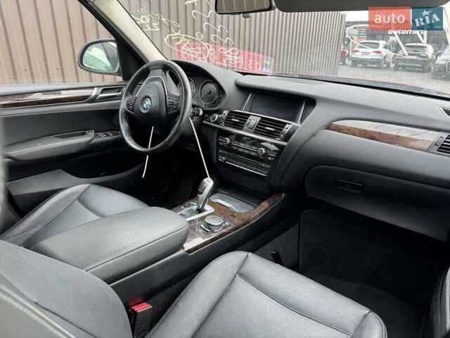 Красный БМВ Х3, объемом двигателя 2 л и пробегом 100 тыс. км за 9700 $, фото 9 на Automoto.ua
