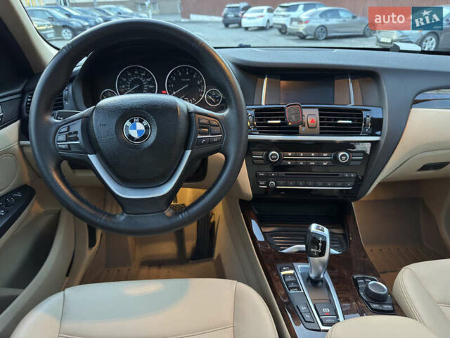 Красный БМВ Х3, объемом двигателя 2 л и пробегом 64 тыс. км за 17499 $, фото 25 на Automoto.ua