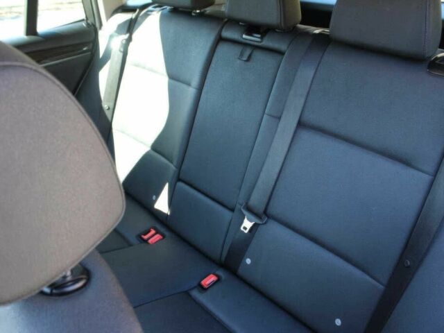 Красный БМВ Х3, объемом двигателя 2 л и пробегом 75 тыс. км за 10500 $, фото 10 на Automoto.ua