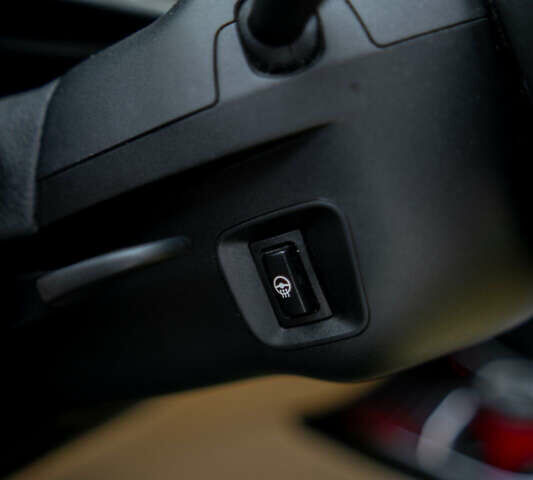 Червоний БМВ Х3, об'ємом двигуна 2 л та пробігом 165 тис. км за 17500 $, фото 15 на Automoto.ua