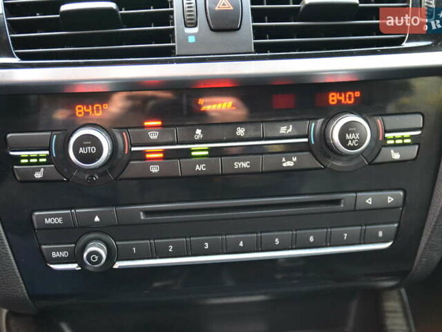 Красный БМВ Х3, объемом двигателя 2 л и пробегом 157 тыс. км за 13450 $, фото 35 на Automoto.ua