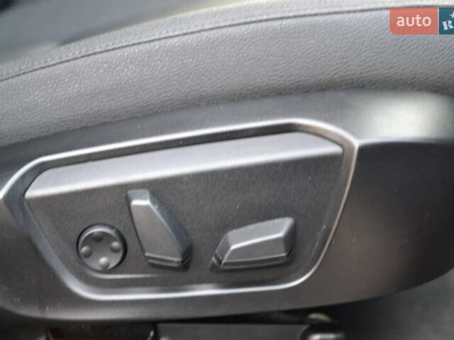 Красный БМВ Х3, объемом двигателя 2 л и пробегом 157 тыс. км за 13450 $, фото 33 на Automoto.ua