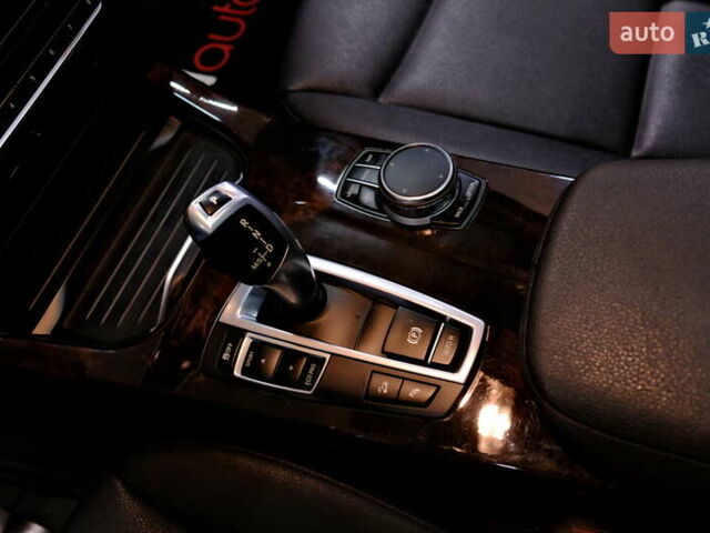 Красный БМВ Х3, объемом двигателя 2 л и пробегом 53 тыс. км за 17900 $, фото 21 на Automoto.ua