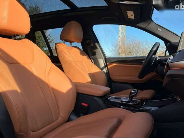БМВ Х3, объемом двигателя 2 л и пробегом 31 тыс. км за 44000 $, фото 11 на Automoto.ua