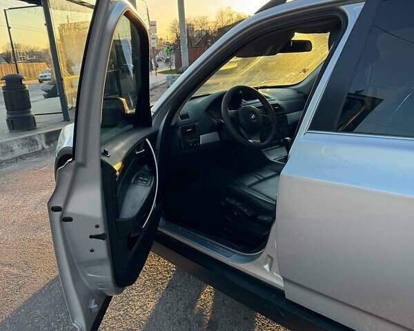БМВ Х3, об'ємом двигуна 3 л та пробігом 235 тис. км за 12500 $, фото 7 на Automoto.ua