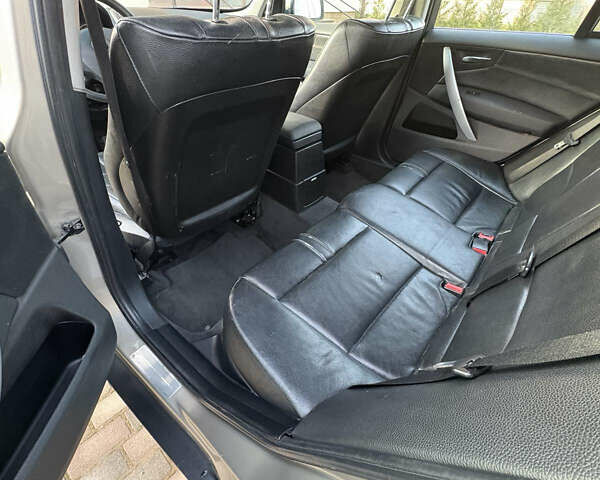 БМВ Х3, об'ємом двигуна 3.01 л та пробігом 525 тис. км за 9300 $, фото 9 на Automoto.ua