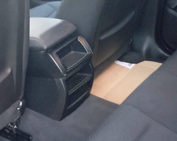 БМВ Х3, объемом двигателя 2 л и пробегом 230 тыс. км за 12000 $, фото 9 на Automoto.ua