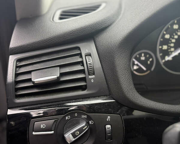 БМВ Х3, об'ємом двигуна 2 л та пробігом 299 тис. км за 14500 $, фото 17 на Automoto.ua