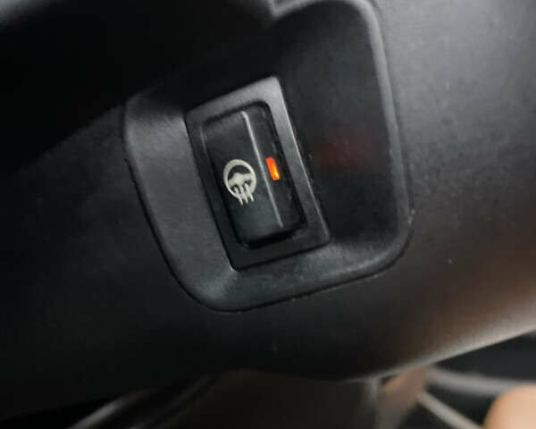 БМВ Х3, объемом двигателя 2 л и пробегом 201 тыс. км за 19990 $, фото 23 на Automoto.ua