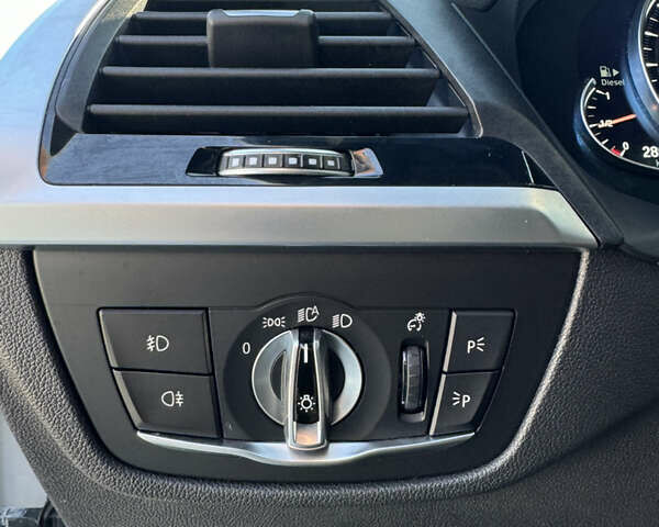 БМВ Х3, объемом двигателя 2 л и пробегом 161 тыс. км за 33000 $, фото 12 на Automoto.ua