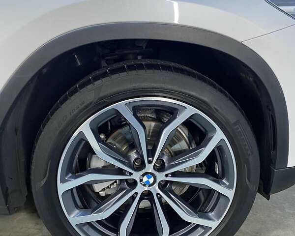 БМВ Х3, объемом двигателя 2 л и пробегом 235 тыс. км за 32000 $, фото 10 на Automoto.ua