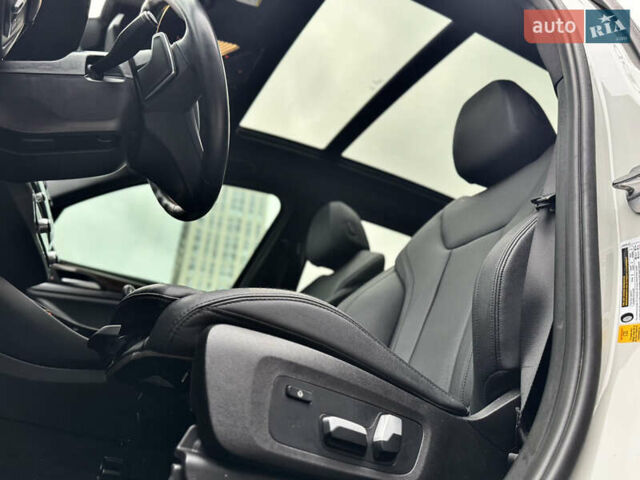 БМВ Х3, объемом двигателя 0 л и пробегом 115 тыс. км за 26000 $, фото 51 на Automoto.ua