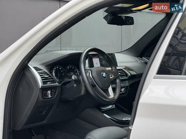 БМВ Х3, объемом двигателя 0 л и пробегом 115 тыс. км за 26000 $, фото 24 на Automoto.ua