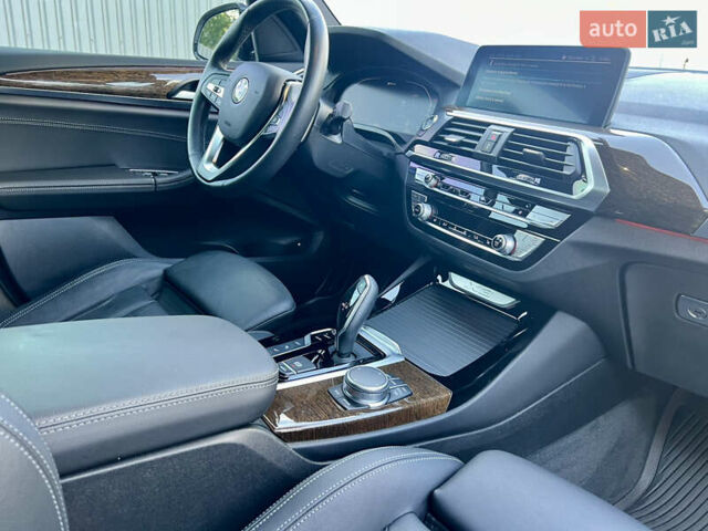 БМВ Х3, объемом двигателя 2 л и пробегом 50 тыс. км за 36000 $, фото 1 на Automoto.ua