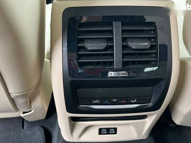 БМВ Х3, объемом двигателя 2 л и пробегом 32 тыс. км за 39600 $, фото 17 на Automoto.ua