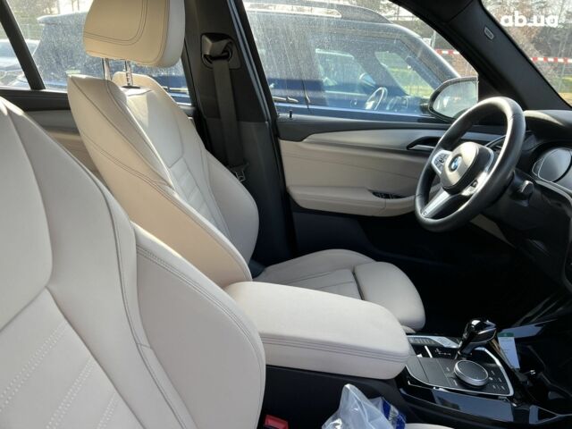 БМВ Х3, объемом двигателя 3 л и пробегом 2 тыс. км за 74120 $, фото 31 на Automoto.ua