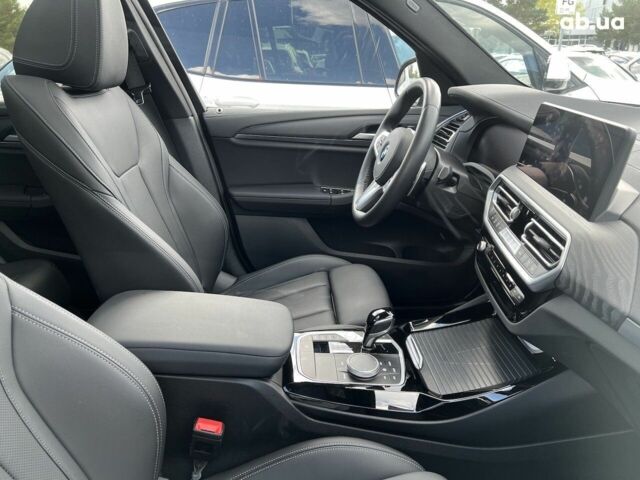 БМВ Х3, объемом двигателя 2 л и пробегом 2 тыс. км за 66838 $, фото 6 на Automoto.ua