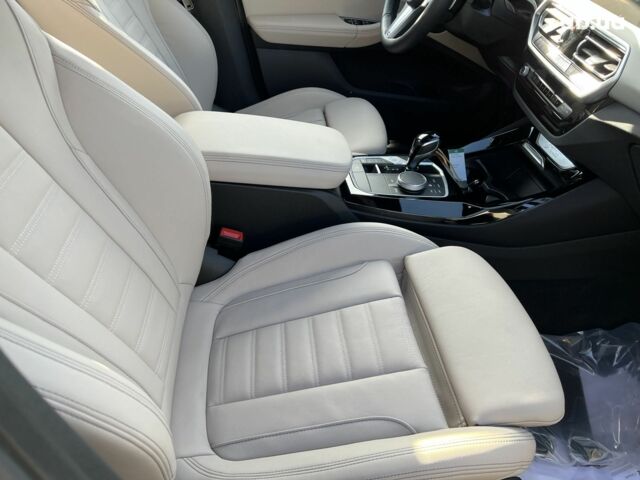 БМВ Х3, объемом двигателя 3 л и пробегом 2 тыс. км за 74120 $, фото 19 на Automoto.ua
