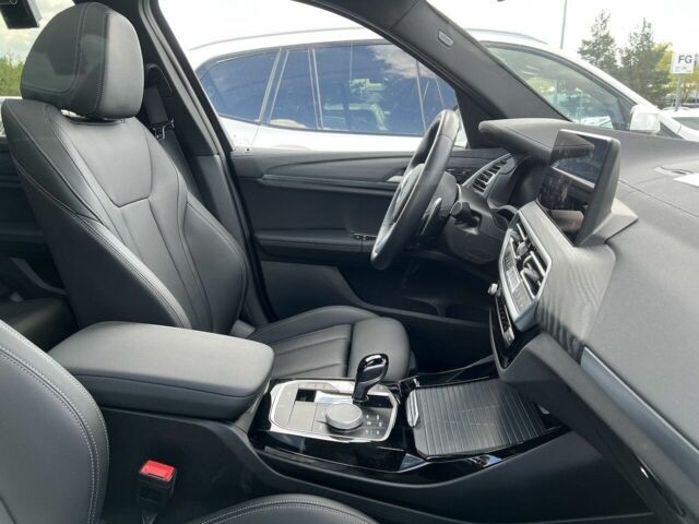 БМВ Х3, объемом двигателя 2 л и пробегом 2 тыс. км за 66838 $, фото 3 на Automoto.ua