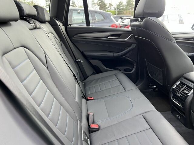 БМВ Х3, объемом двигателя 2 л и пробегом 2 тыс. км за 83032 $, фото 39 на Automoto.ua