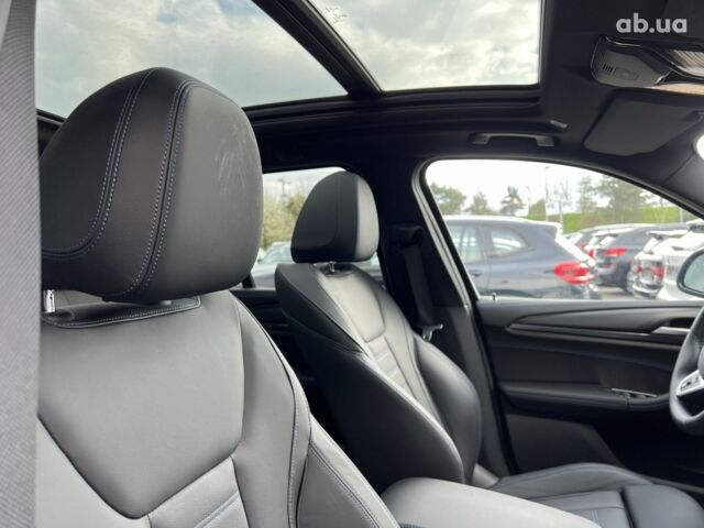 БМВ Х3, объемом двигателя 2 л и пробегом 2 тыс. км за 83032 $, фото 36 на Automoto.ua