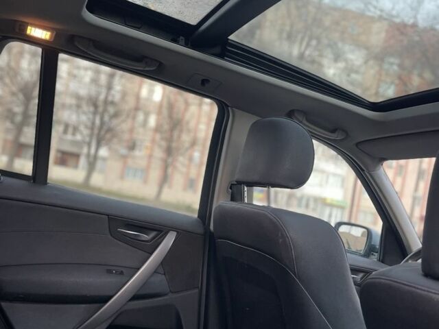 Серый БМВ Х3, объемом двигателя 3 л и пробегом 320 тыс. км за 4200 $, фото 11 на Automoto.ua